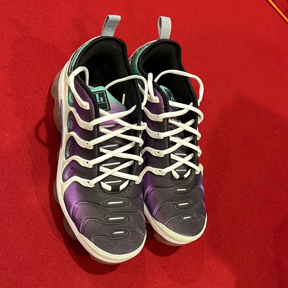 Mens Nike Air Vapormax Plus Grape